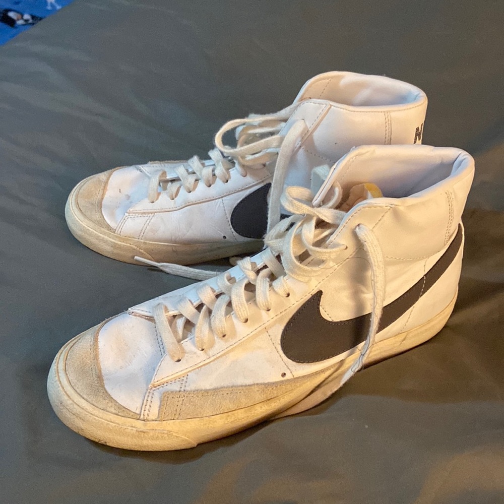 Nike Blazer Mid ‘77